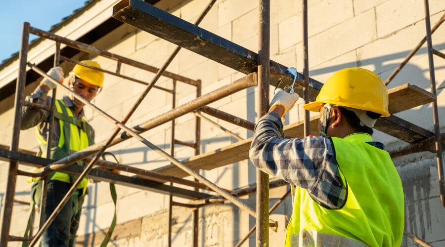 Professional gutter cleaning in Saegertown, PA